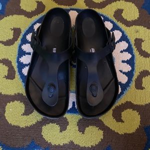 Black Birkenstock Sandals SZ 8